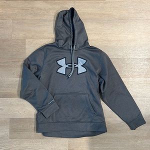 Under Armour Sweatshirt